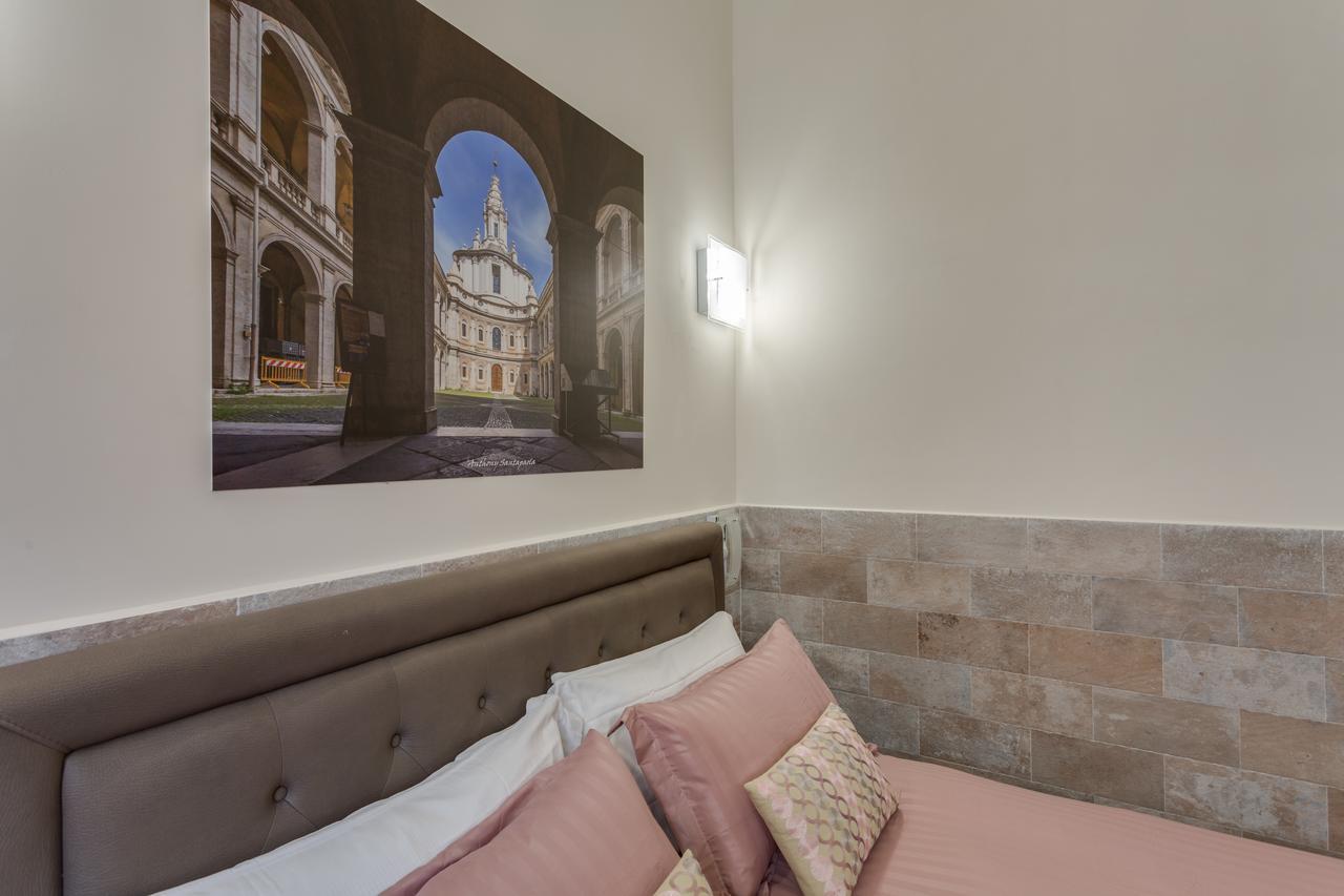 Navona Charme Pensión Roma